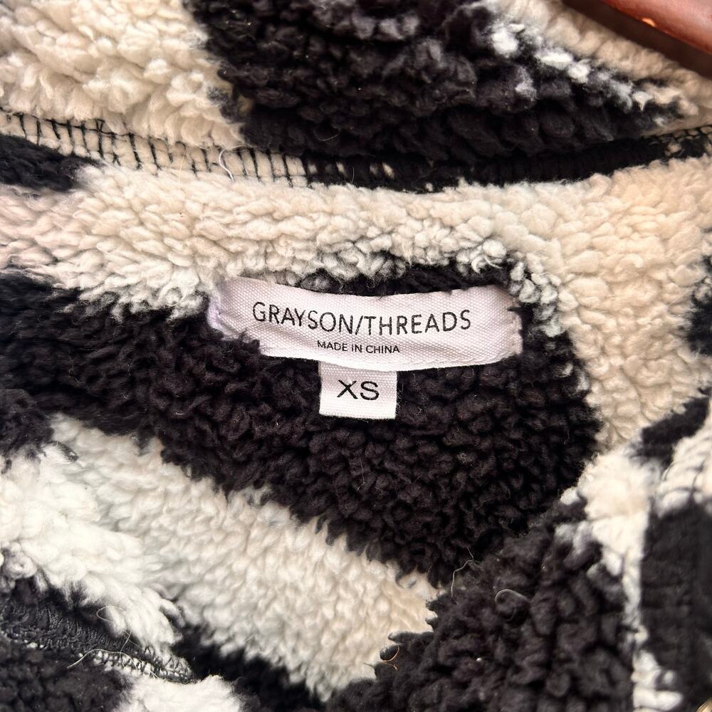 Grayson Threads Cow Print Sherpa Pullover Jacket Size XS - Picture 5 of 6